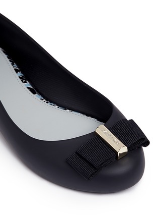 细节 - 点击放大 - MELISSA - X JASON WU罗纹蝴蝶结装饰PVC平底鞋
