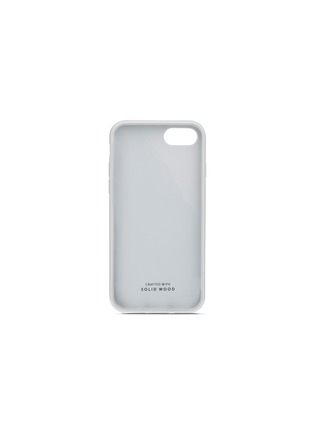 模特儿示范图 - 点击放大 - NATIVE UNION - CLIC Wooden手机壳（白色）- iPhone 7/8