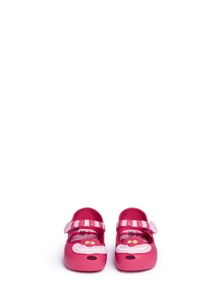 模特儿示范图 - 点击放大 - MELISSA - Ultragirl儿童款柴郡猫造型果冻鞋