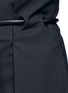 细节 - 点击放大 - 3.1 PHILLIP LIM - 褶裥装饰皮革腰带九分裤