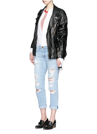 模特示范图 - 点击放大 - CURRENT/ELLIOTT - THE FLING水洗磨破低腰牛仔裤