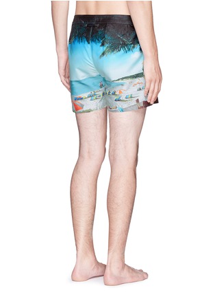 背面 - 点击放大 - ORLEBAR BROWN - Setter Hulton Getty Waikiki Koo风景图案游泳短裤