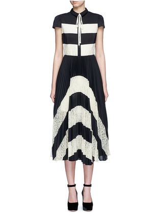 首图 - 点击放大 - ALICE + OLIVIA - GALE条纹蕾丝拼接连衣裙