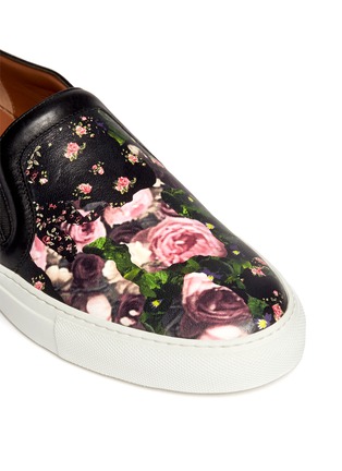 细节 - 点击放大 - GIVENCHY - 花卉真皮平底便鞋