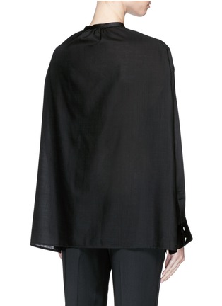 背面 - 点击放大 - THE ROW - 'Miya' wool voile ruche cape back blouse
