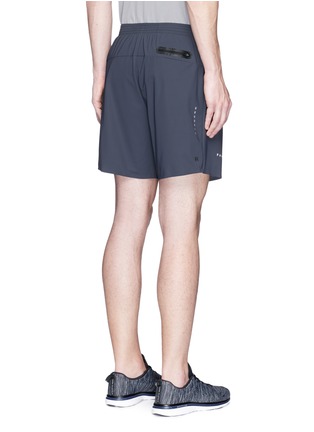 背面 - 点击放大 - FALKE SPORTS - 反光品牌标志跑步短裤