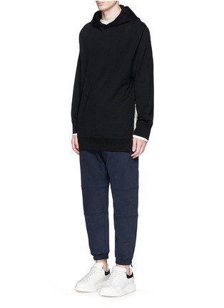 模特儿示范图 - 点击放大 - ALEXANDER MCQUEEN - 拉链裤脚纯棉休闲裤