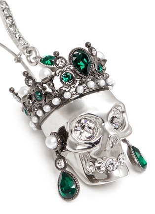 细节 - 点击放大 - ALEXANDER MCQUEEN - 皇后骷髅头垂坠耳环