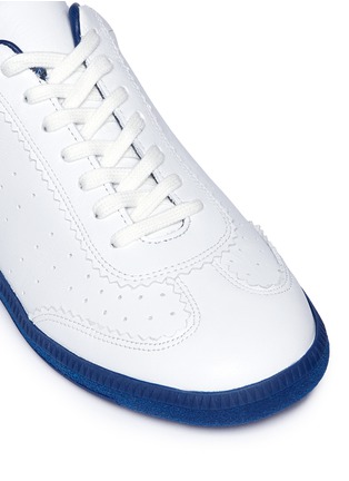 细节 - 点击放大 - ISABEL MARANT ÉTOILE - BRYCE雕花缀饰真皮运动鞋