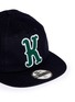 细节 - 点击放大 - MAISON KITSUNÉ - x New Era 59Fifty 字母刺绣拼色棒球帽