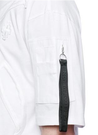 细节 - 点击放大 - MARCELO BURLON - Cabaiguan徽章刺绣图案纯棉T恤