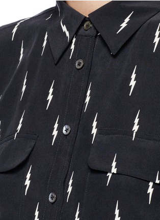 细节 - 点击放大 - EQUIPMENT - Slim Signature闪电印花真丝衬衫