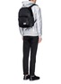 模特示范图 - 点击放大 - Eastpak - X JEAN PAUL GAULTIER双肩背包