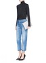 模特儿示范图 - 点击放大 - VALENTINO GARAVANI - 'Rockstud Untitled 06' cropped straight jeans