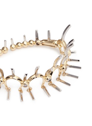 细节 - 点击放大 - EDDIE BORGO - 拱形设计流苏金属手镯