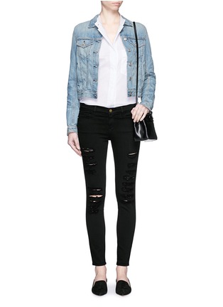 模特儿示范图 - 点击放大 - FRAME - Le Skinny de Jeanne磨破混棉牛仔裤