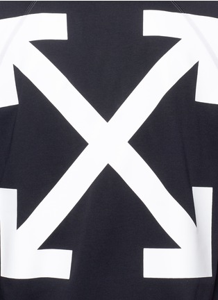 细节 - 点击放大 - MONCLER - x Off-White交叉箭头图案纯棉T恤