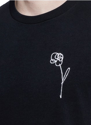 细节 - 点击放大 - RAG & BONE - 花卉刺绣纯棉T恤
