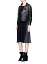 模特示范图 - 点击放大 - MO&CO. EDITION 10 - 拼接设计羊毛针织连衣裙