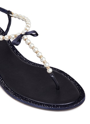 细节 - 点击放大 - RENÉ CAOVILLA - 人造珍珠羊皮夹脚凉鞋