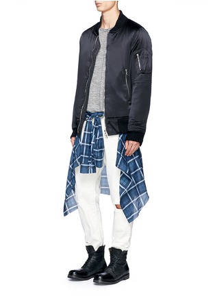 模特儿示范图 - 点击放大 - AMIRI - 磨破装饰缎面夹克