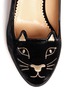 细节 - 点击放大 - CHARLOTTE OLYMPIA - 丝绒猫脸高跟鞋