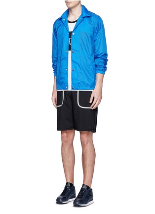 模特儿示范图 - 点击放大 - ICNY - 拼色反光胶印背心