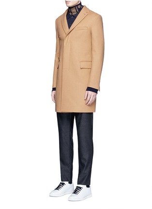 模特儿示范图 - 点击放大 - ACNE STUDIOS - KOLBY笑脸徽章纯棉POLO衫