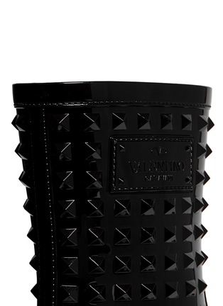 细节 - 点击放大 - VALENTINO GARAVANI - 铆钉雨靴