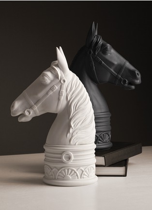 模特示范图 - 点击放大 - L'OBJET - Horse Bookend - Black