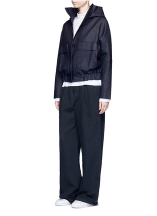 模特儿示范图 - 点击放大 - FFIXXED STUDIOS - 立领须边纯棉上衣