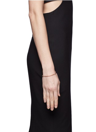 模特示范图 - 点击放大 - EDDIE BORGO - 圆锥铆钉细手链