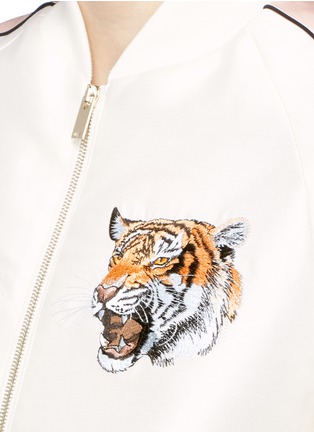 细节 - 点击放大 - STELLA MCCARTNEY - 老虎头刺绣混棉棒球夹克