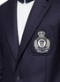细节 - 点击放大 - ALEXANDER MCQUEEN - 骷髅头刺绣徽章羊毛西服外套
